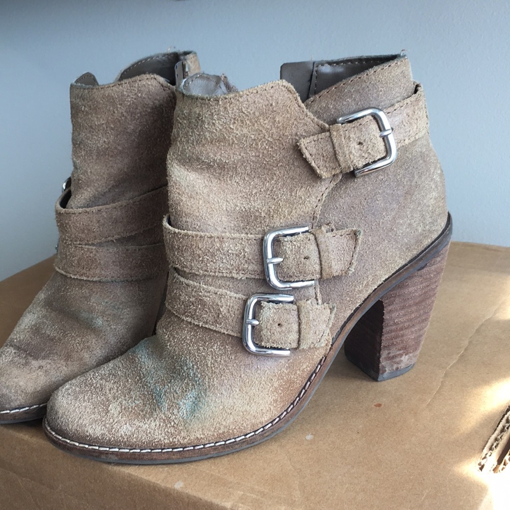 3.5 inch heel buckle booties
